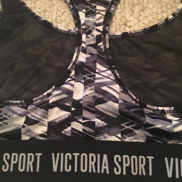 Victoria Secret sports bra size small NWT - Picture 6 of 6